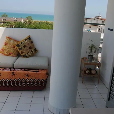 Cozy & Seafront Casetta Appartement